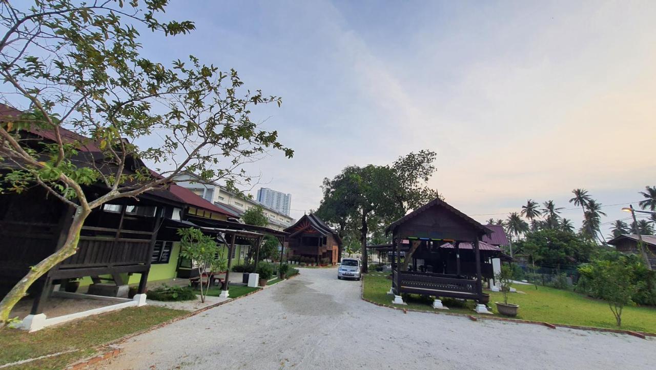 Sayang Di Kaki Bukit Homestay Near Icon City Bukit Mertajam Exterior photo