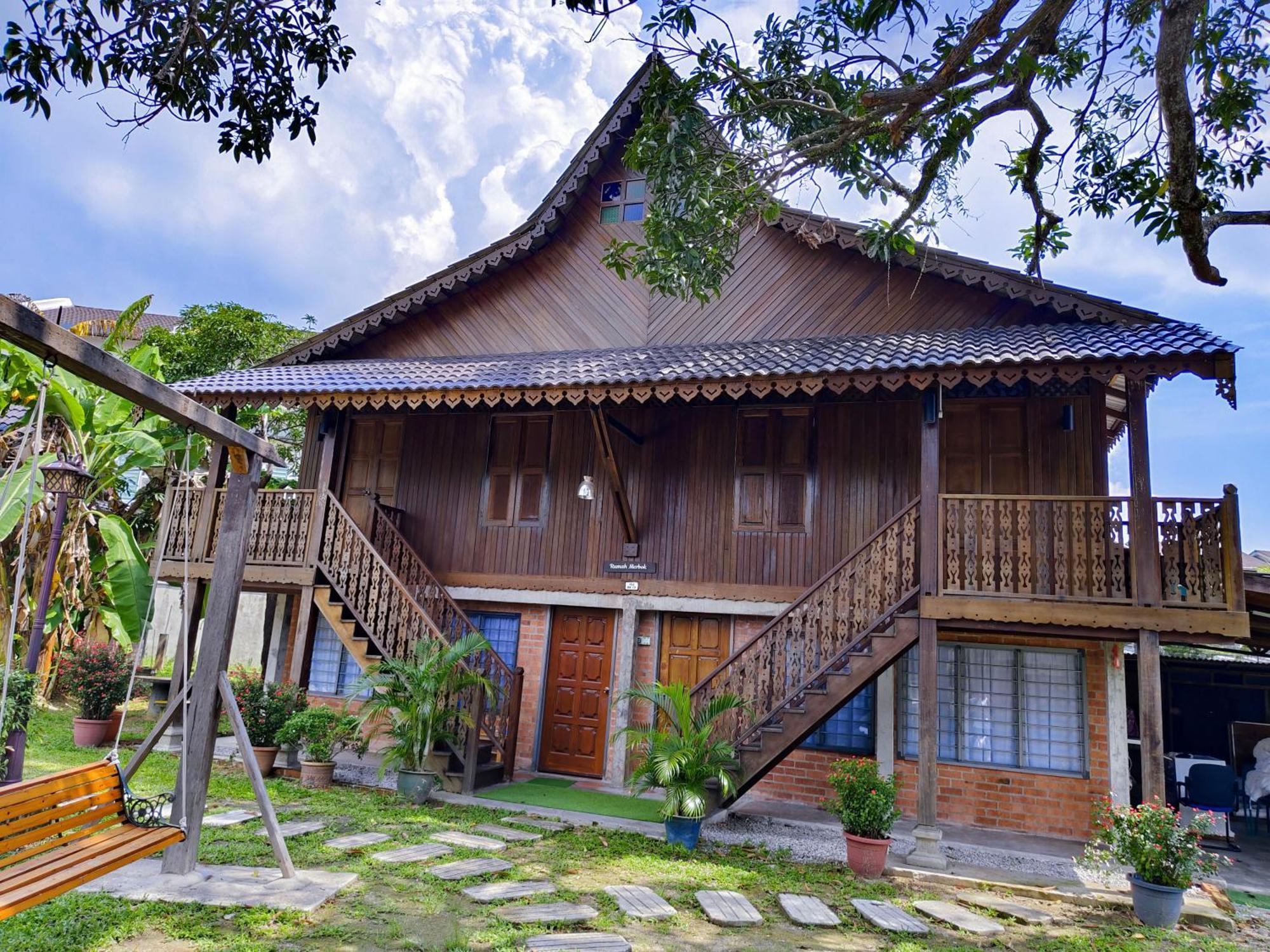 Sayang Di Kaki Bukit Homestay Near Icon City Bukit Mertajam Exterior photo